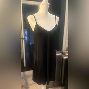 MOVING SALE!NEW W TAGS! HANRO BLACK SLIP SZ MED PAID $140. $35 OBO